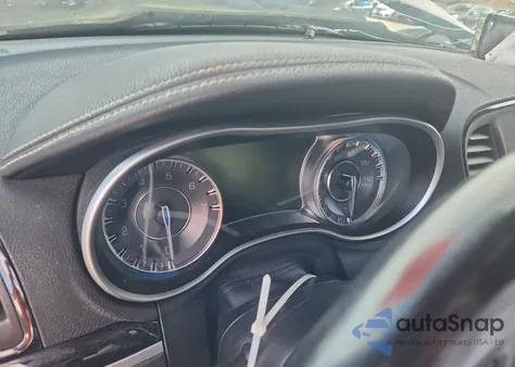 2021 Chrysler 300 S z USA, uszkodzony, nr VIN 2C3CCABG4MH545841